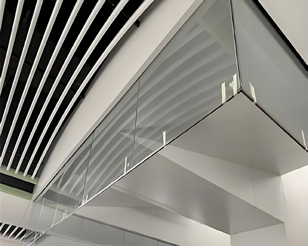 甘南玻璃甘南挡烟垂壁