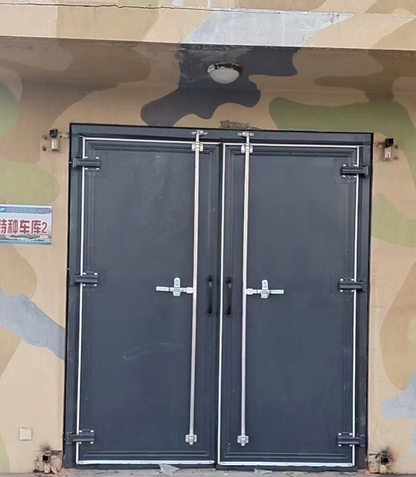 甘南工业平开门