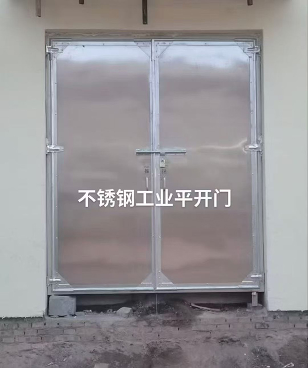 不锈钢甘南工业平开门在现代工业场景中的应用实践